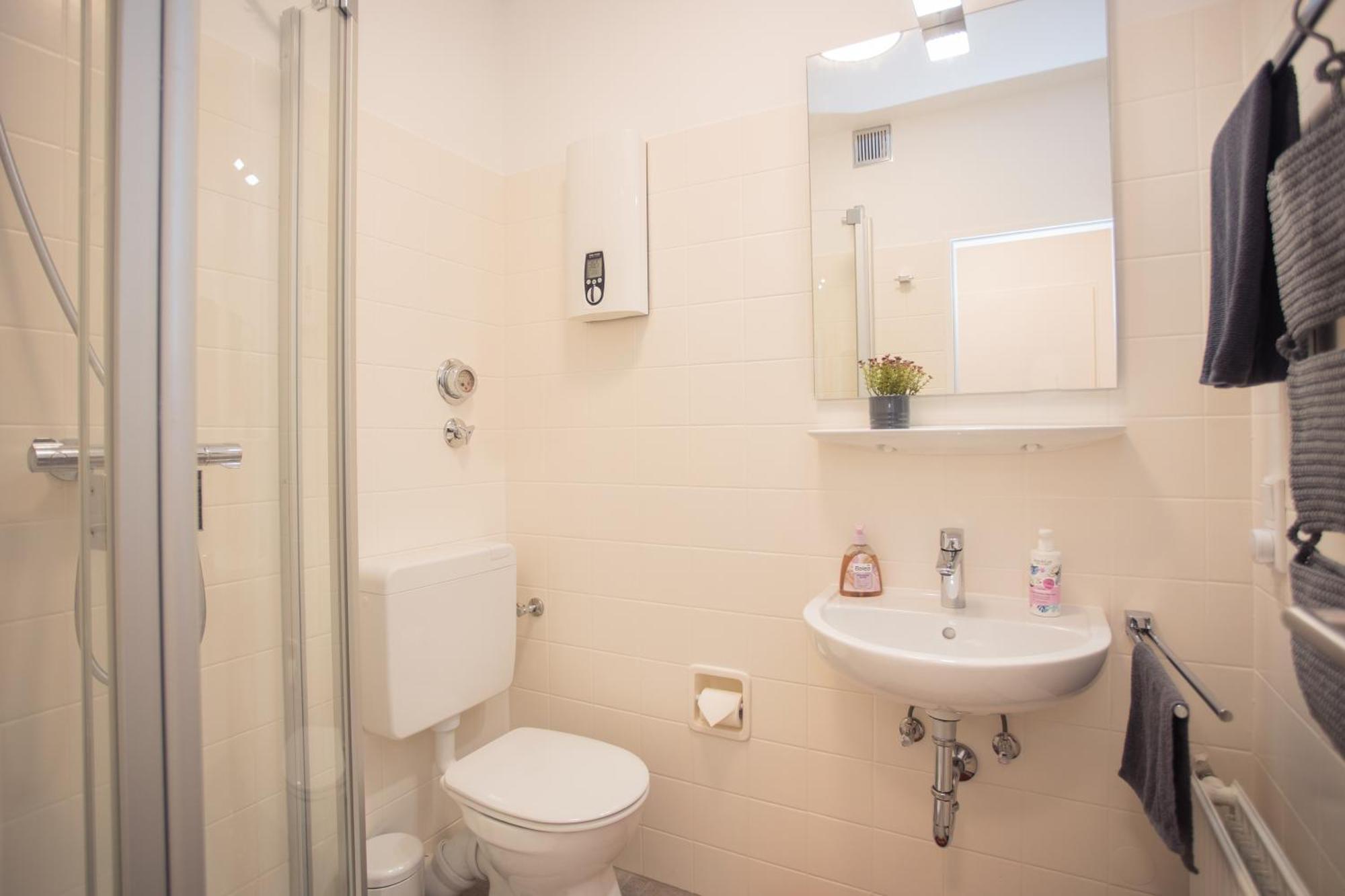 Deluxe Studio - City Center - 5 Min To Slopes - Am Kurpark - Free Parking Winterberg Ngoại thất bức ảnh